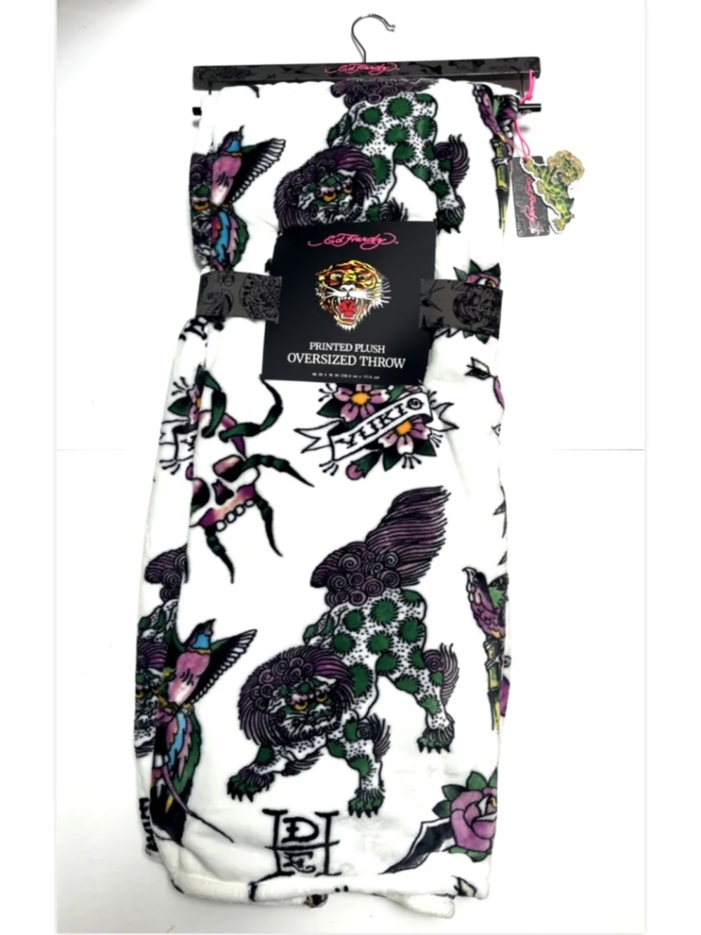 NWT Ed Hardy Oversized Plush Throw Blanket White Skull Foo Dog Bird Tattoo 60x70
